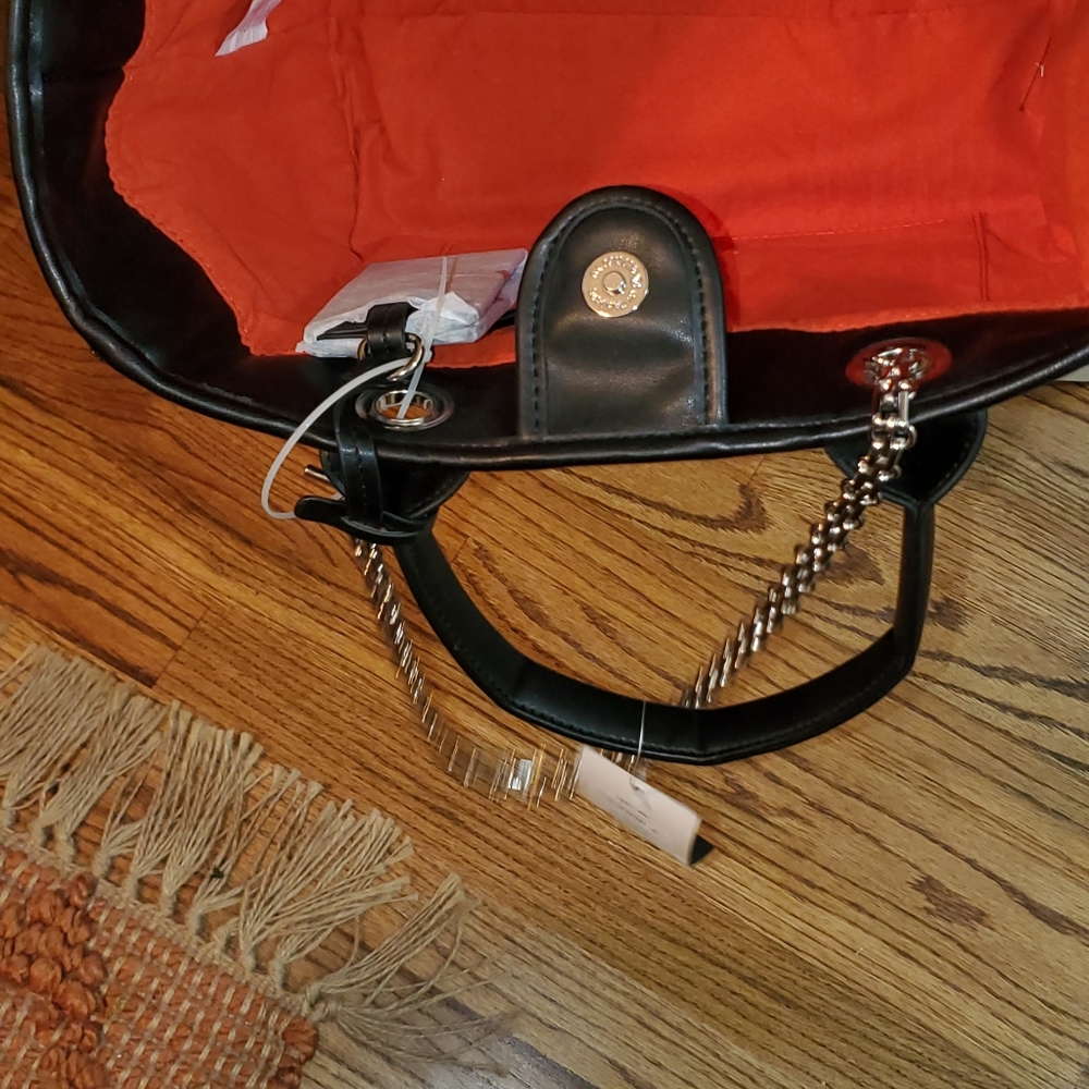 Handbag - Picture 4 of 4